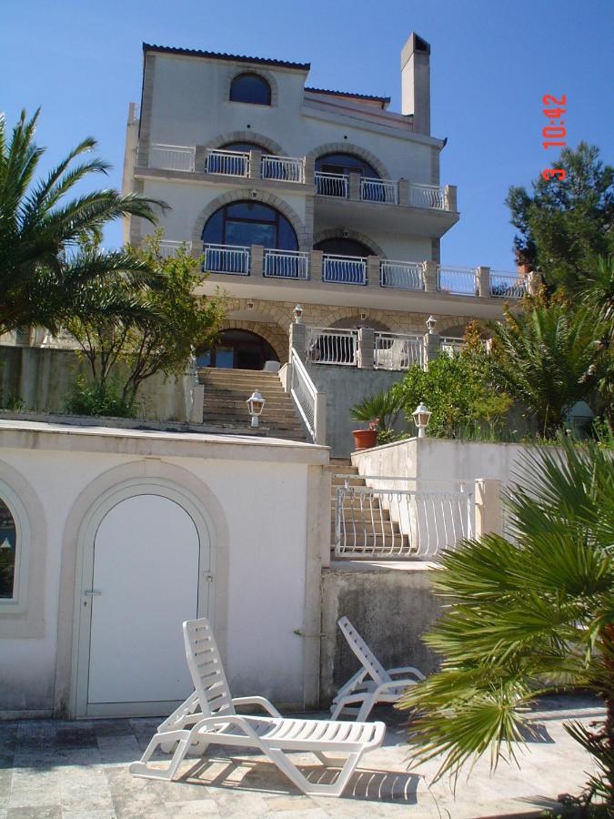 Villa Corona Donji Okrug  Exterior photo